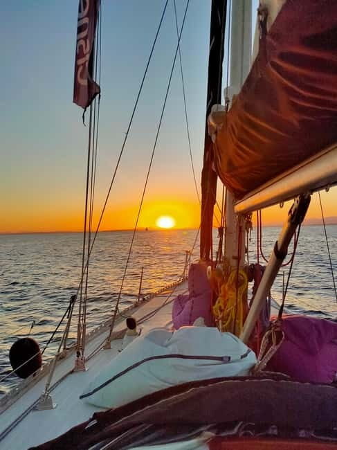 Santa Pola: Sailboat trips to Tabarca, snorkeling, and sunset with tasting - What Makes This Tour Stand Out?