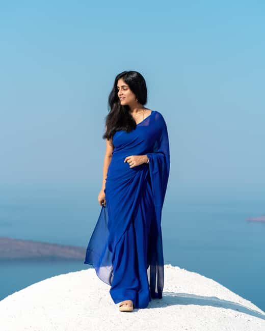 Santorini: 45-minute Photoshoot in Oia - Authentic Moments Inside Reviews