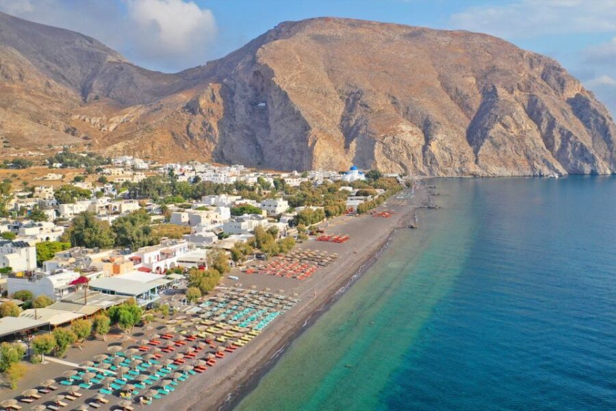 Santorini: Best Of Santorini Private Tour with a Local Guide - Transportation and Comfort