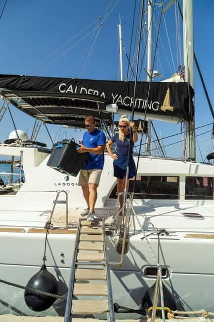 Santorini: Catamaran Cruise with Fresh Meal & Open Bar - The Experience in Practice