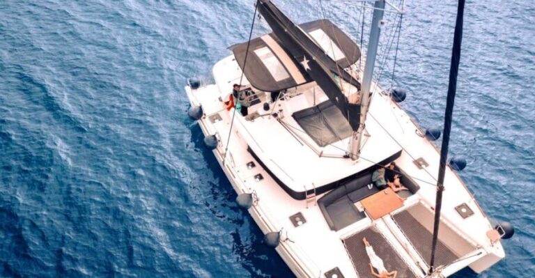 Santorini: Catamaran Cruise with Lunch, Drinks, & Oia Visit - Who Is This Cruise Best For?