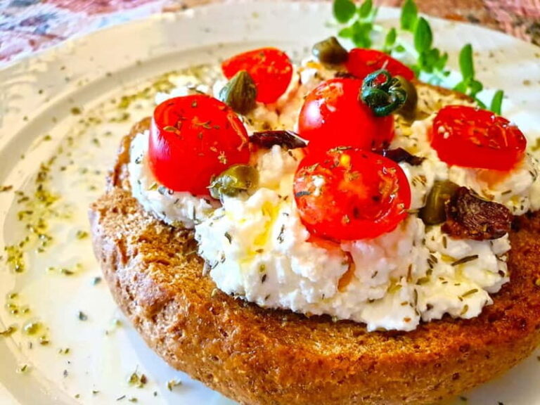 Santorini: Cooking Class with a Professional incl. Full Meal - A Genuine Taste of Greek Cooking in a Home Setting