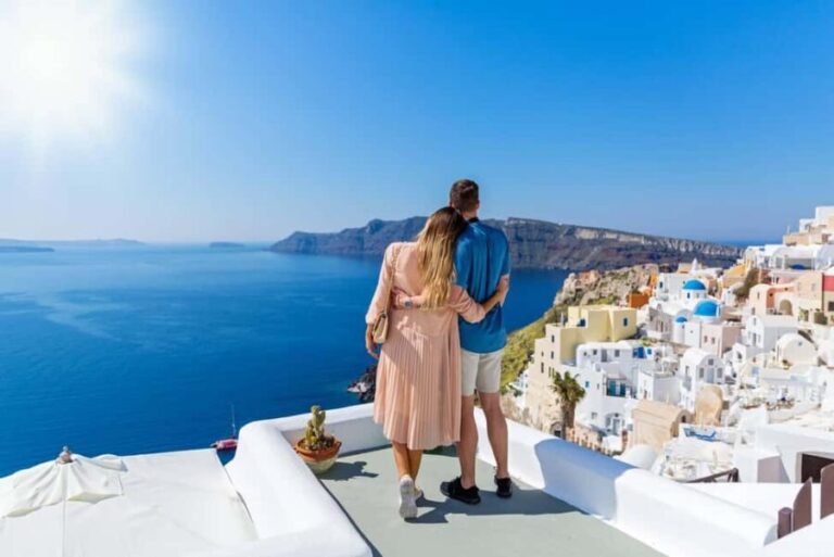 Santorini Couple Photography: Timeless Moments last forever - Who Should Consider This Tour?