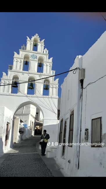 Santorini: Group Hiking Tours w/ English-Speaking Guide - Who Should Consider This Tour?