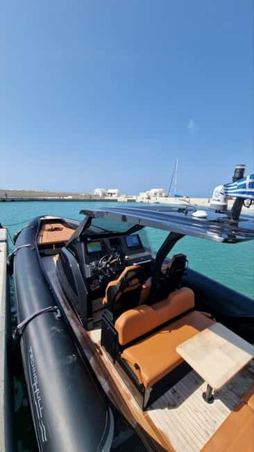 Santorini: High-Speed Cruise on a Sleek, Modern Yacht - Detailed Breakdown of the Itinerary