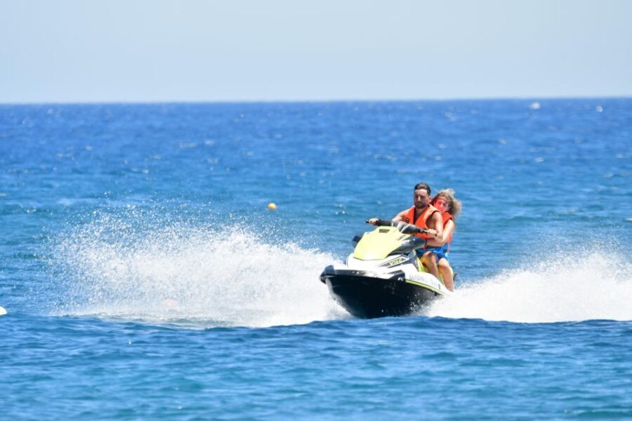 Santorini: Jet Ski Rental Perissa,Perivolos,St. George - Who Should Consider This Experience?