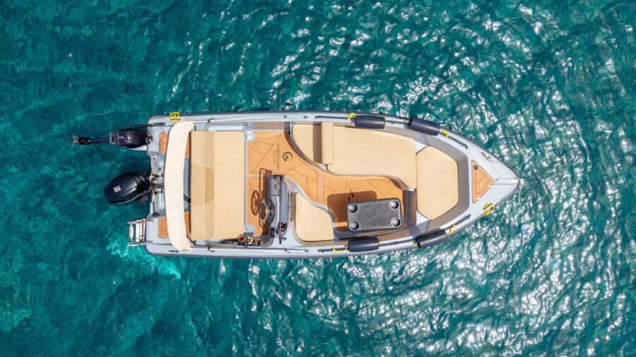 Santorini: License-Free Motor Boat Rental -Full or Half Day - Why This Experience Works Well