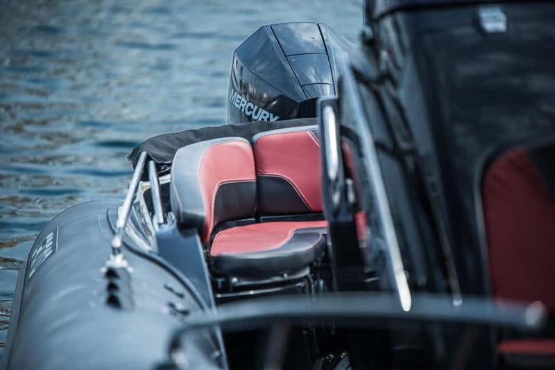 Santorini : Luxury Rib rental with Captain & Fuel included - Who Would Love This Tour?