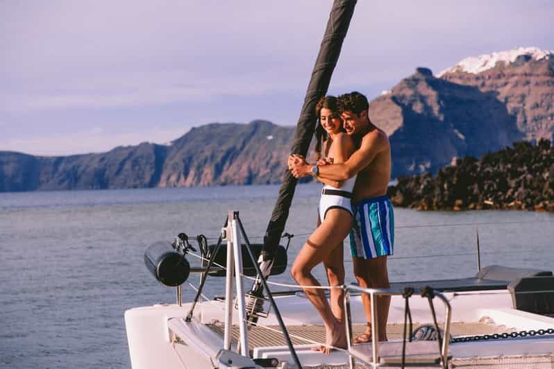 Santorini: Private Catamaran Tour with BBQ Meal and Drinks - Practical Details and Tips