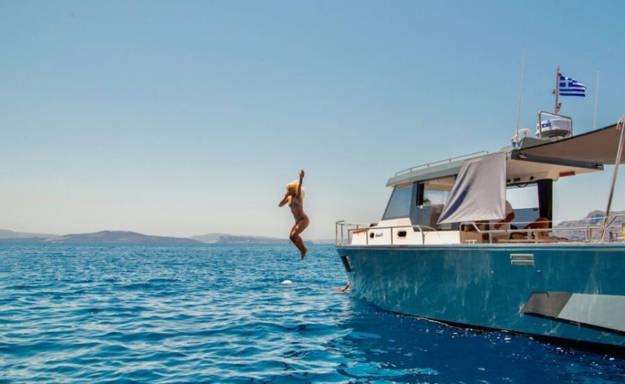 Santorini: Private Diamond 36 Motor Yacht Caldera Cruise - What Travelers Are Saying