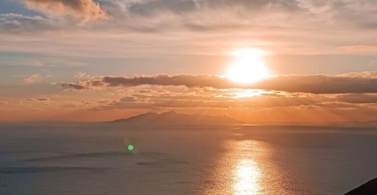 Santorini: Private Guided Sunrise Tour with a Sunrise View - FAQ