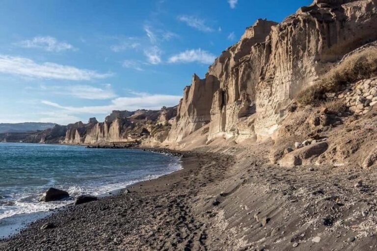 Santorini: Red Beach, Black Sand Beach w/ Lunch and Sunbeds - The Itinerary in Detail