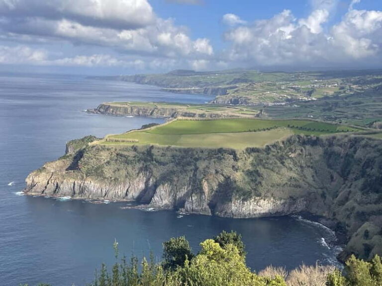 São Miguel: Salto do Prego Hike, Waterfalls & Picnic - The Itinerary in Detail