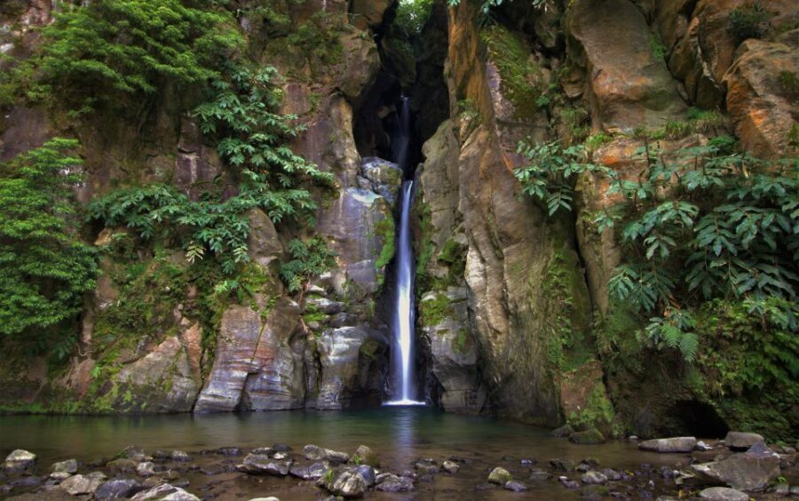 São Miguel West: Full-Day Van Tour with Lunch - Itinerary Breakdown