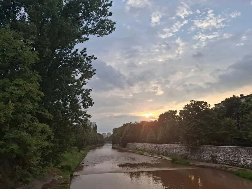 Sarajevo: Guided Green Walk with History and Nature - The Practicalities: What to Expect
