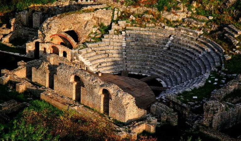 Saranda: Butrint, Blue Eye, Ksamil and Lekuresi Castle Tour - The Logistics and What to Expect