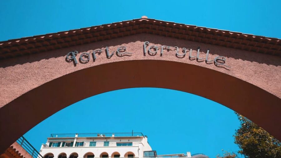 Secrets of Cannes: Private Guided Tour with a Local Expert - Practical Details That Matter