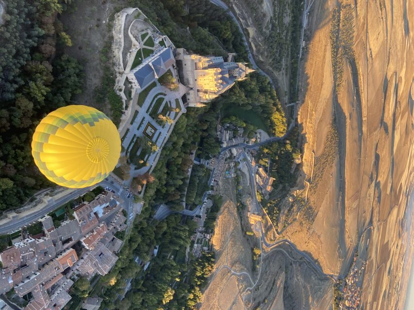 Segovia: Hot Air Balloon Flight with Picnic and Cava - What Makes It Special?