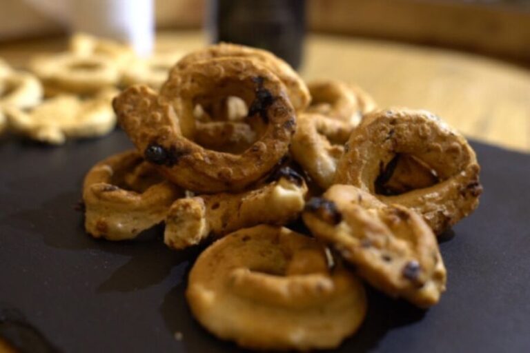 SENSORY TASTING OF EXTRA VIRGIN OLIVE OIL IN LECCE - A Closer Look at the Experience