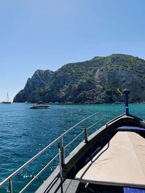 Sesimbra: Group tour along the coast (3 secret beaches) - Who Will Love This Tour?