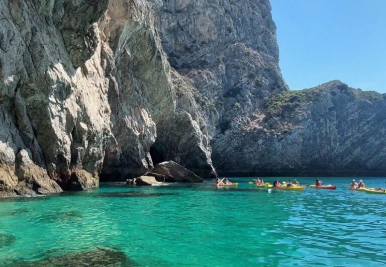 Sesimbra: Private Boat Tour-Wild beaches, secret bays, Caves - What to Expect During the Tour