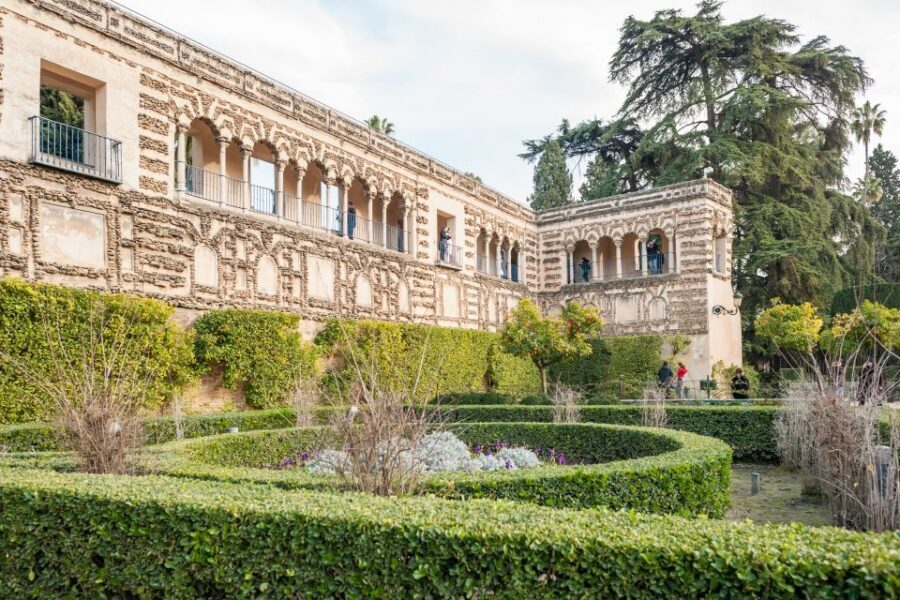 Seville: Alcazar Guided Tour with Entrance - Who Will Appreciate This Tour?