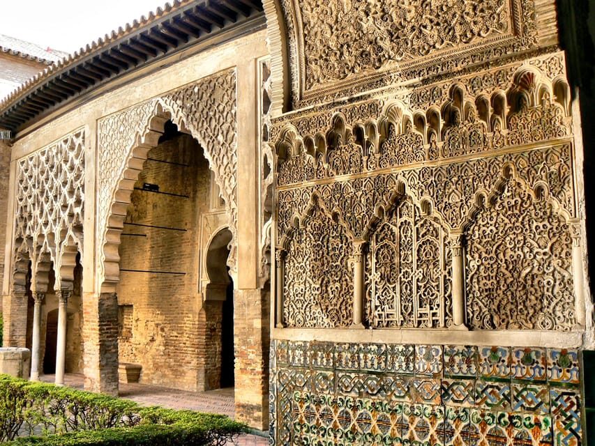 Seville: Cathedral & Alcázar Guided Tour with River Cruise - Who Will Love This Tour