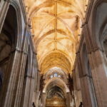 Seville: Cathedral and Giralda Guided Tour with Tapas - Exploring Sevilles Cathedral and Giralda: A Closer Look