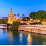 Seville: FREE Walking Tour to Iconic Sites & Hidden Gems - Why This Tour Works for Different Travelers