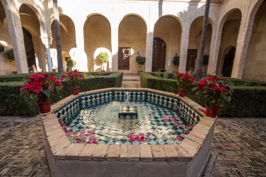 Seville: Palacio de Las Dueñas Entry Ticket and Guided Tour - Who Will Love This Tour?