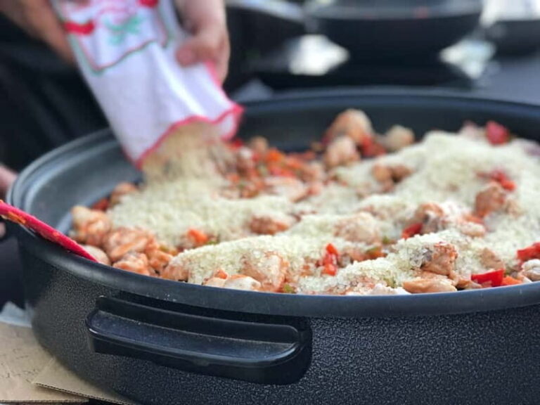 Seville: Private Paella Cooking Class with Cathedral Views - What Makes This Tour Stand Out?