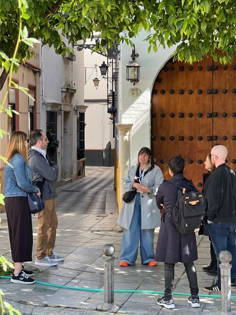 Seville: Small Group Jewish Quarter Tour with Tapas & Drinks - The Cultural and Historical Stops
