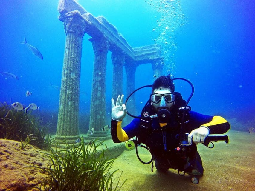 Side: Scuba Diving Tour Journey To The Depths Of The Blue - The Value of This Tour