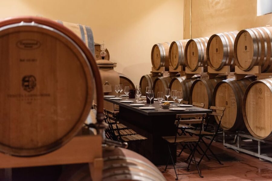 Siena: Winery tour/tasting with owner/maker of awarded wines - FAQ