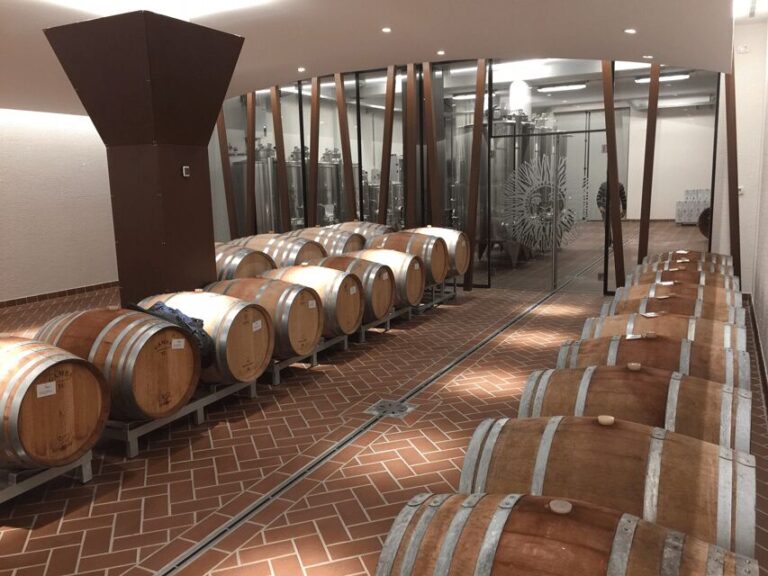 SIGHTSEEING TASTING IN THE PANORAMIC LOUNGE - FAQs