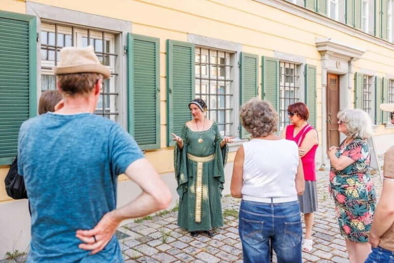 Singing: Historical city tour with Duchess Hadwig of Swabia - An In-Depth Look at the Tour Experience