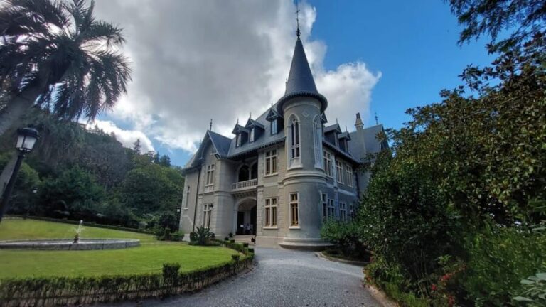 Sintra: private tuk tuk tour of the mountains and palaces - Exploring Sintra’s Highlights in Style