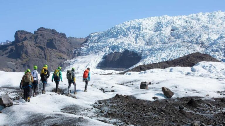 Skaftafell: Falljokull Glacier Easy Group Hike - An In-Depth Look at the Experience