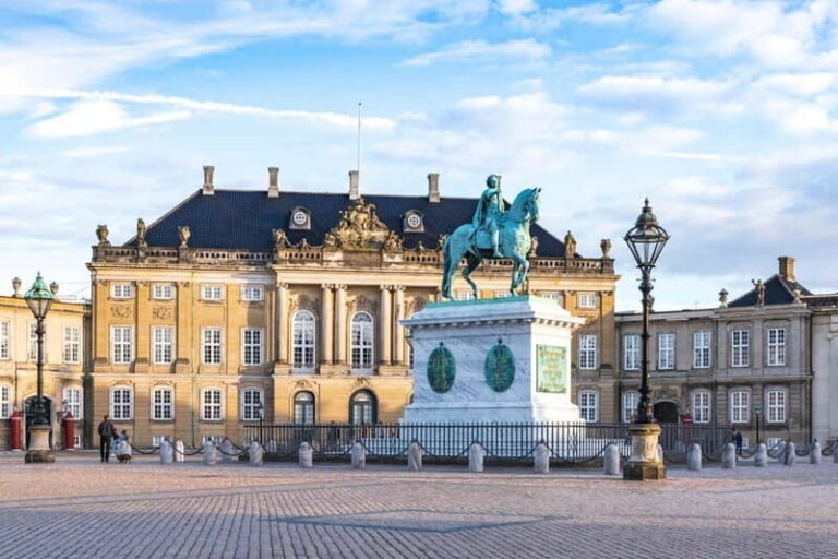 Skip-the-line Amalienborg Palace Copenhagen Nyhavn Tour - A Deep Dive into the Itinerary