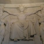 Skip-the-line Invalides & Napoleon Tour - Semi-Private 8ppl - Who’s This Tour Perfect For?