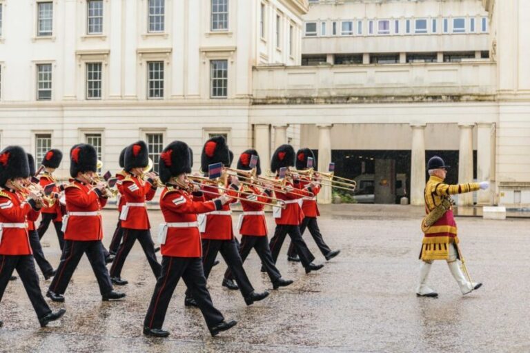 Skip the line Westminster Abbey & Guard Change Ceremonies - What’s Included and What To Keep in Mind