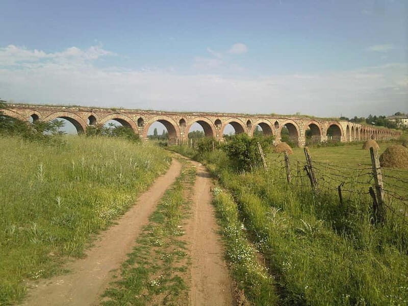 Skopje: Shutka and Aqueduct Guided Tour with Coffee - Why This Tour Offers Good Value