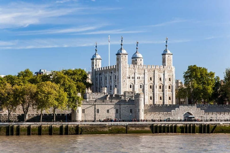 Small Group Tower of London, Crown Jewels & White Tower Tour - Practical Details and Tips
