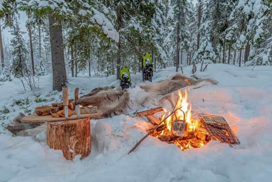 Snowshoe experience with traditional beverages in Lapland - An In-Depth Look at the Tour