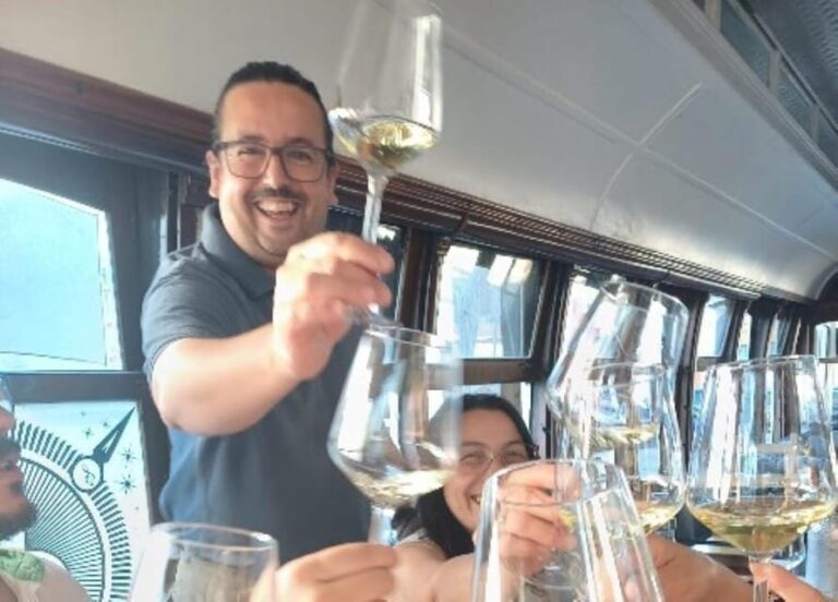 Sommelier in your home - White grapes from Portugal - Who Is This Experience Best For?