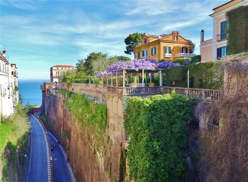 Sorrento: Guided Walking Tour & Limoncello Tasting - The Artistic and Cultural Highlights