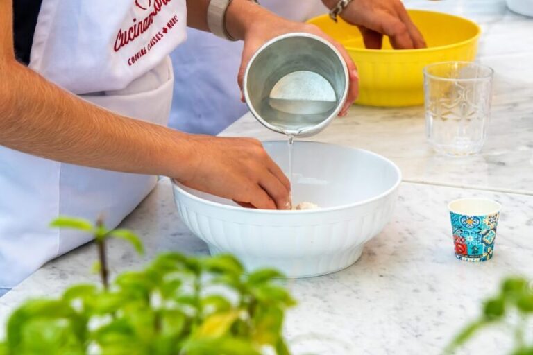 SORRENTO: Pizza School Mastering Neapolitan Delights - Who Will Love This Experience?