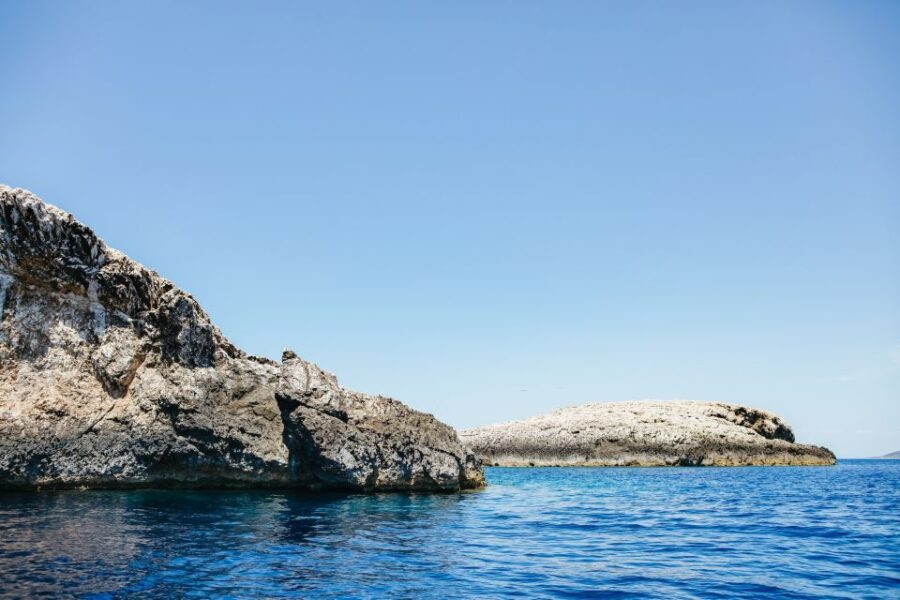 Split: Blue Cave, Vis & Hvar Full-Day Trip by Speedboat - Practical Details & Tips