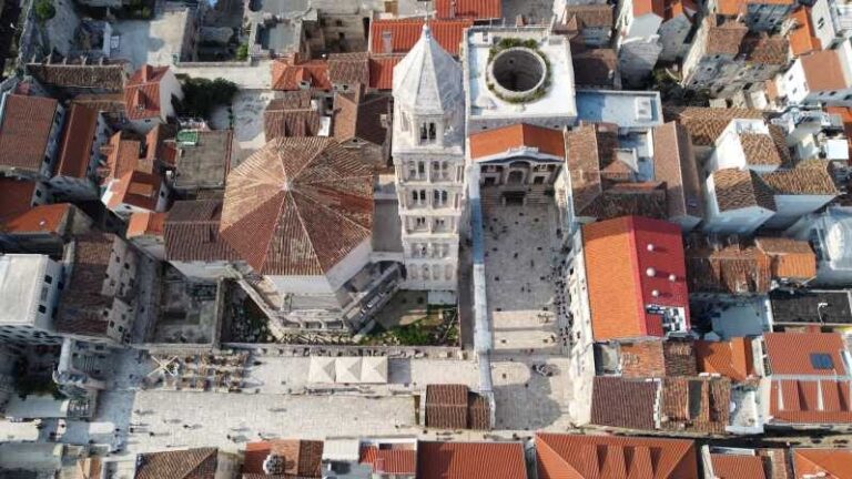 Split: Diocletian's Palace Private walking tour - The Experience and Atmosphere