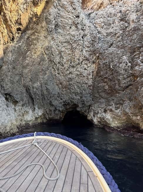 Split/Podstrana: Blue Cave, Hvar & 6 Islands Speedboat Trip - Exploring the Blue Cave